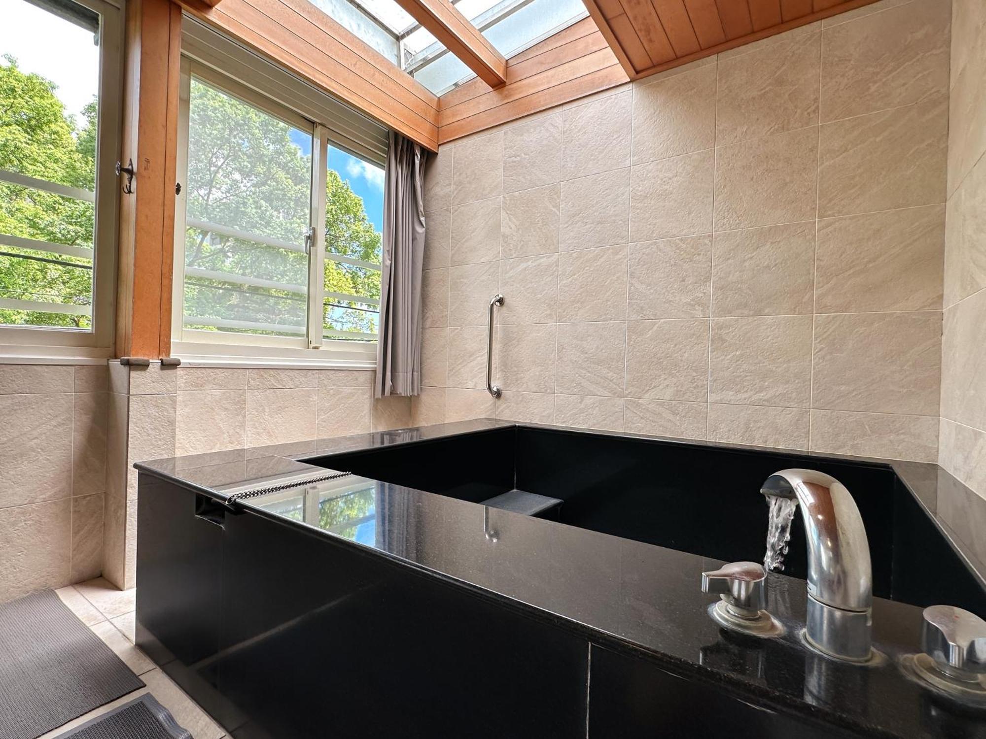 مبيت وإفطار جياوكسي Yage Hotspring House المظهر الخارجي الصورة